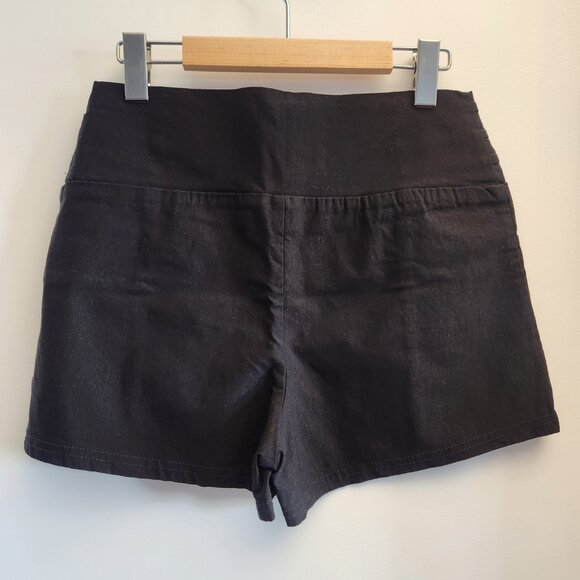 Eclipse High-Waisted Black Shorts - Picture 3 of 6